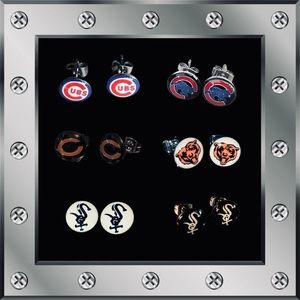 6 Pairs of Chicago Earrings Cubs - Sox - Bears